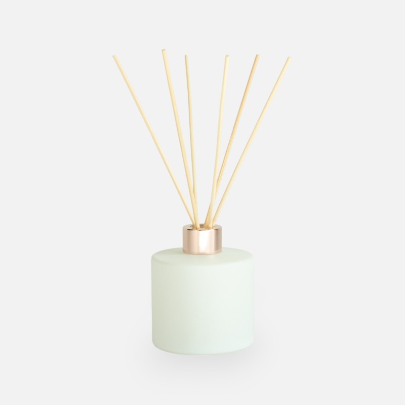 set bouteille de parfum cyl. blanc bouchon rose gold/bâtons - 200 ml