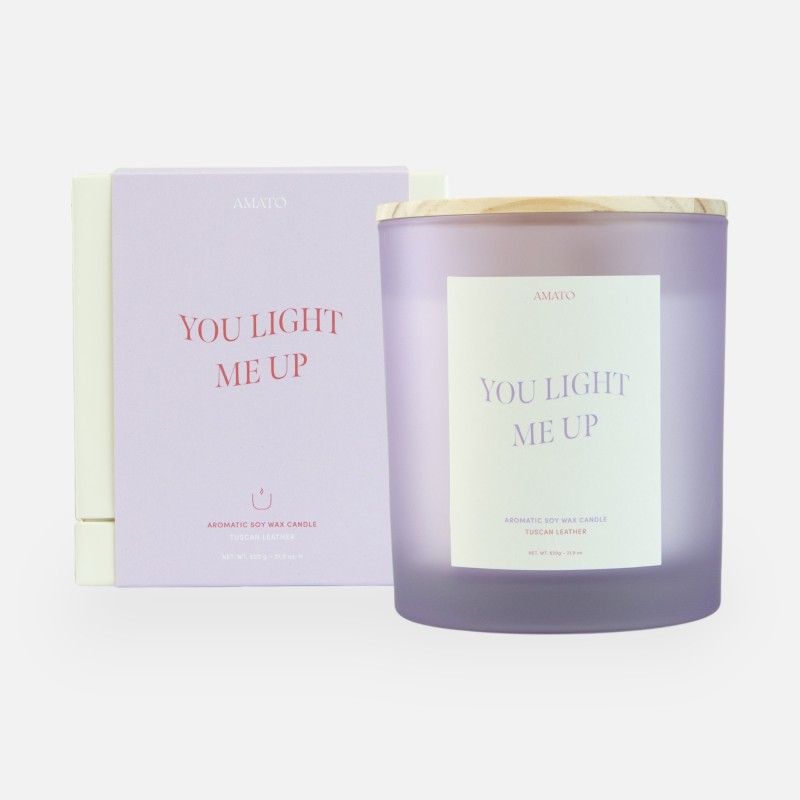 Grote geurkaars 'you light me up'